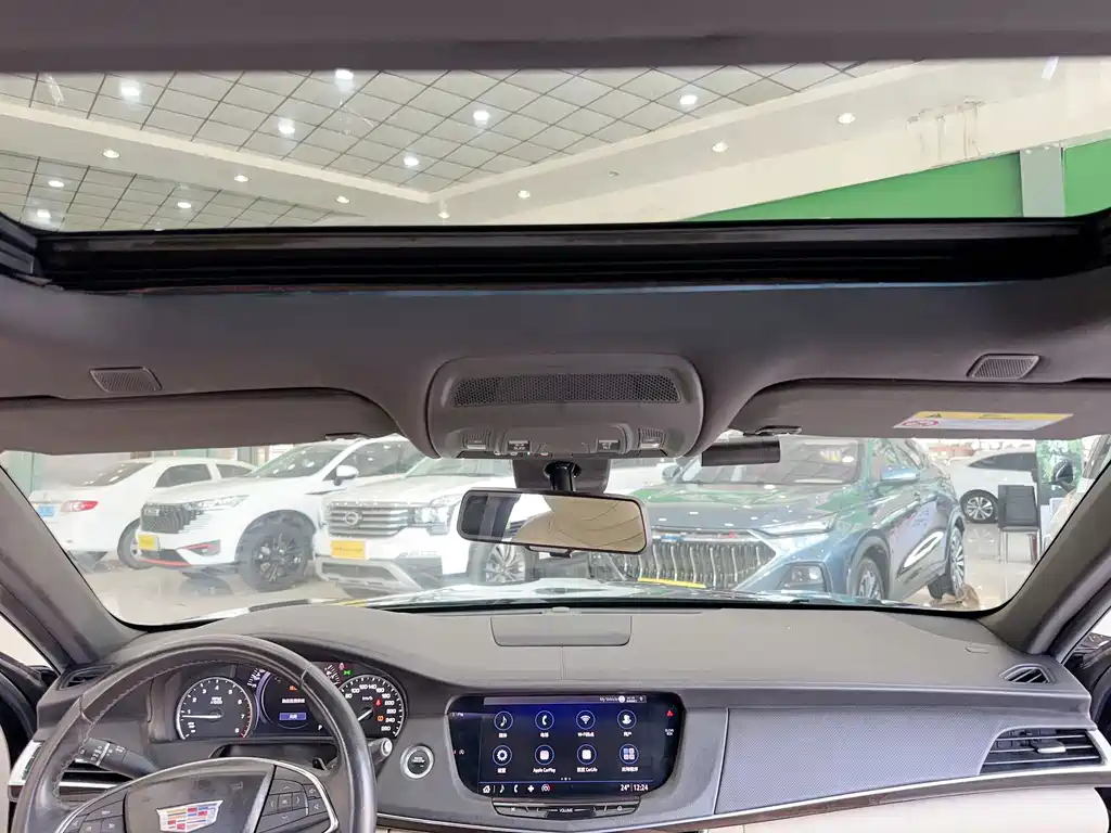 Cadillac CT6 — миниатюра 12