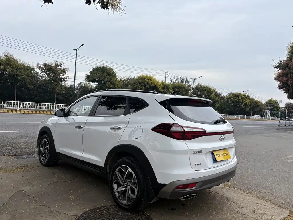 Hyundai Tucson — миниатюра 3