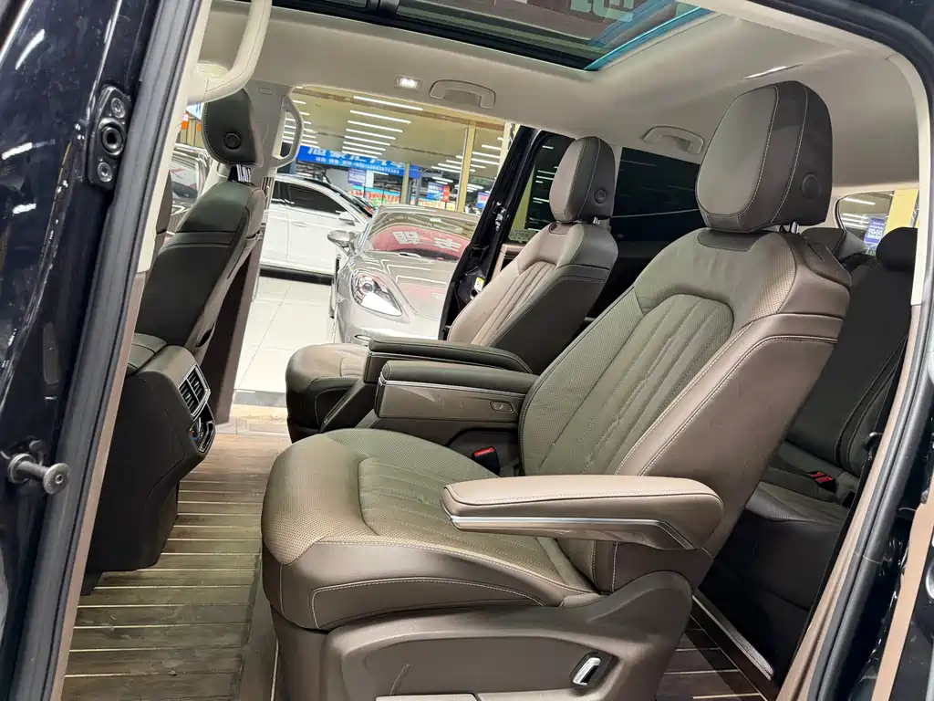 Volkswagen Viloran — миниатюра 11