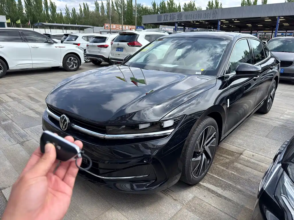 Volkswagen Magotan 2026