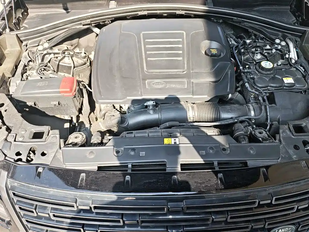 Land Rover Velar — миниатюра 16