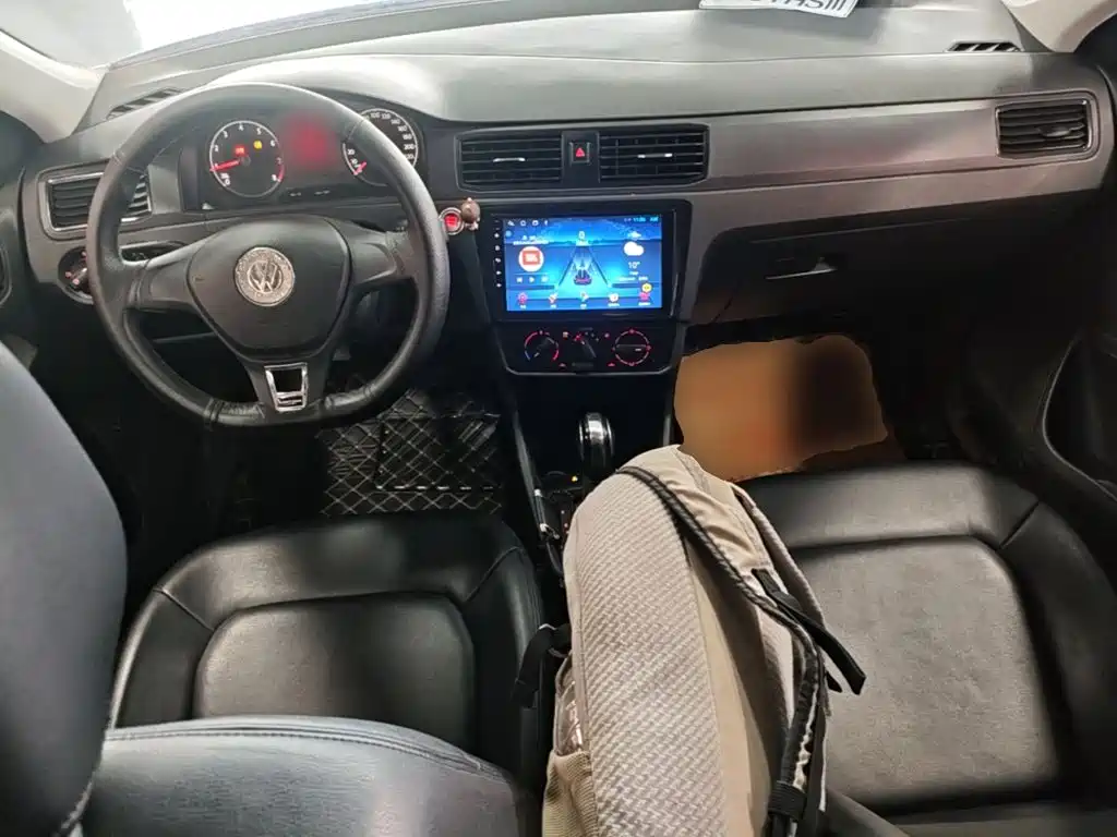 Volkswagen Santana — миниатюра 10