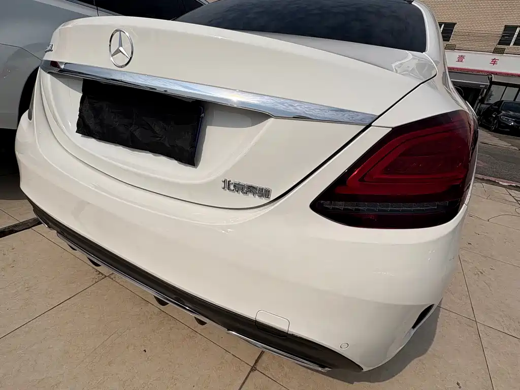 Mercedes-Benz C-Class — миниатюра 16