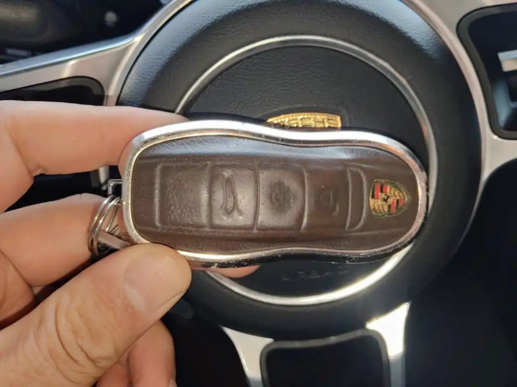 Porsche Macan — миниатюра 9