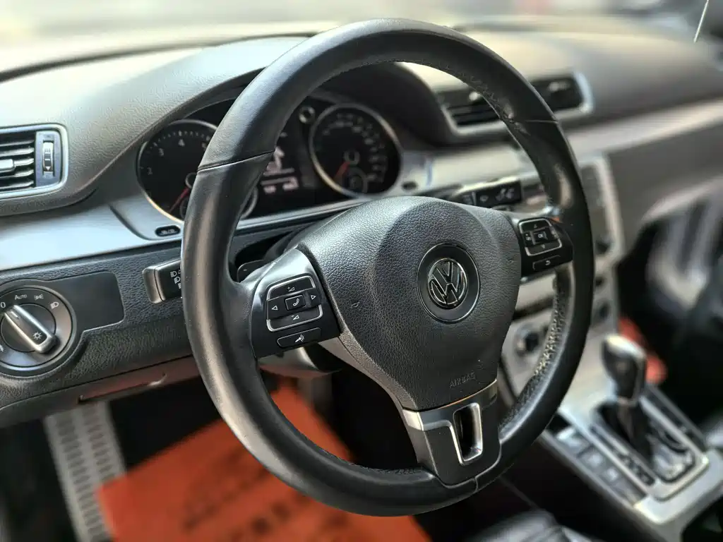 Volkswagen FAW - Passat CC CC 2016 1.8TSI Luxury
