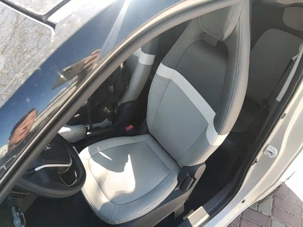 Wuling MINIEV — миниатюра 15