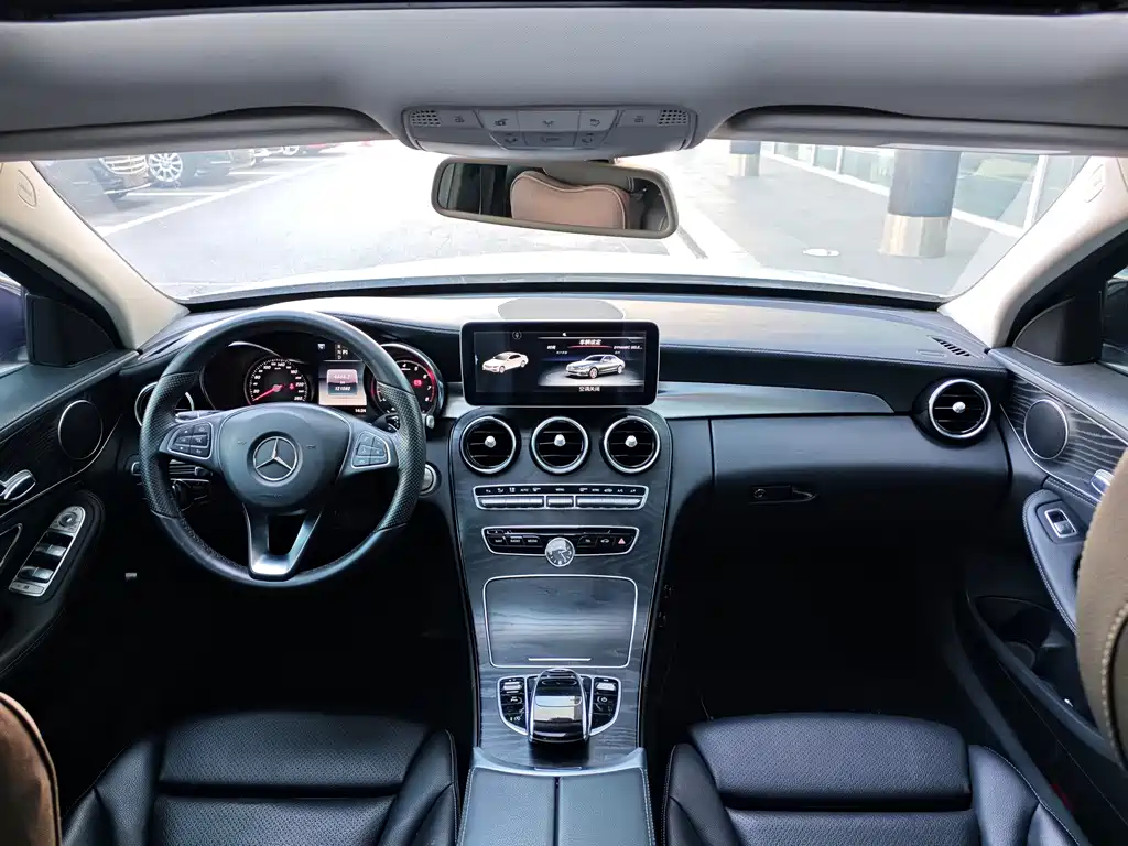 Mercedes-Benz C-Class — миниатюра 5