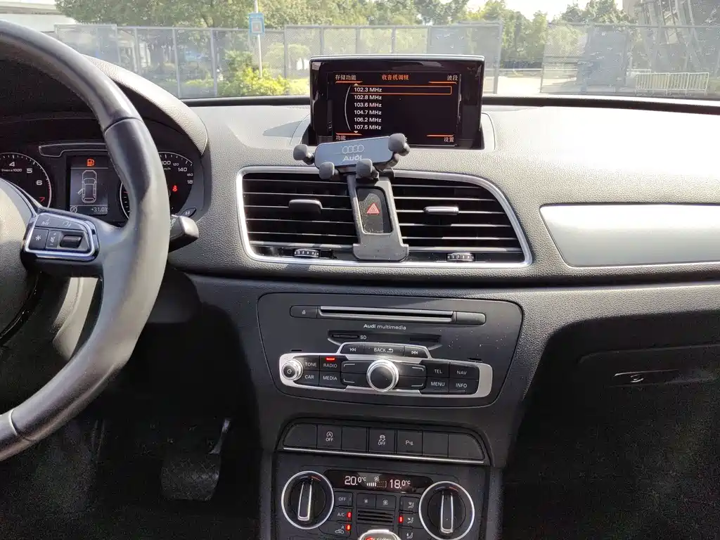Audi Q3 — миниатюра 20
