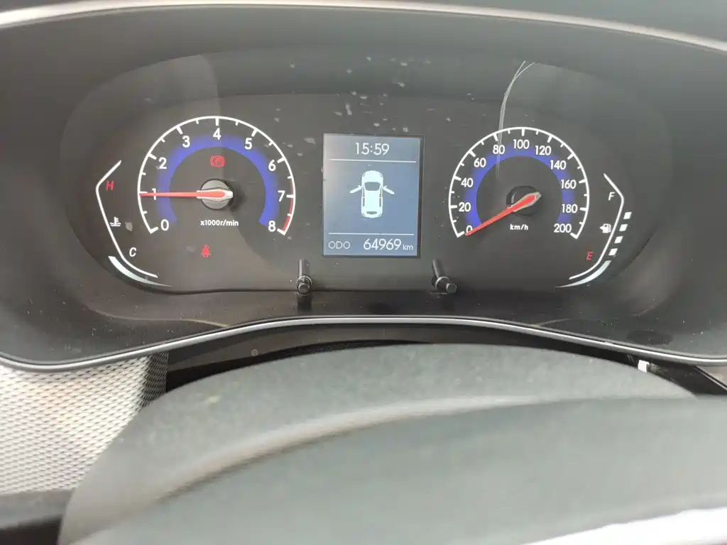 BAIC X3 — миниатюра 8