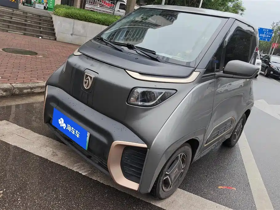 Baojun E200 2019