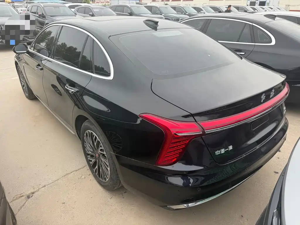 Hongqi Hongqi H5 — миниатюра 16