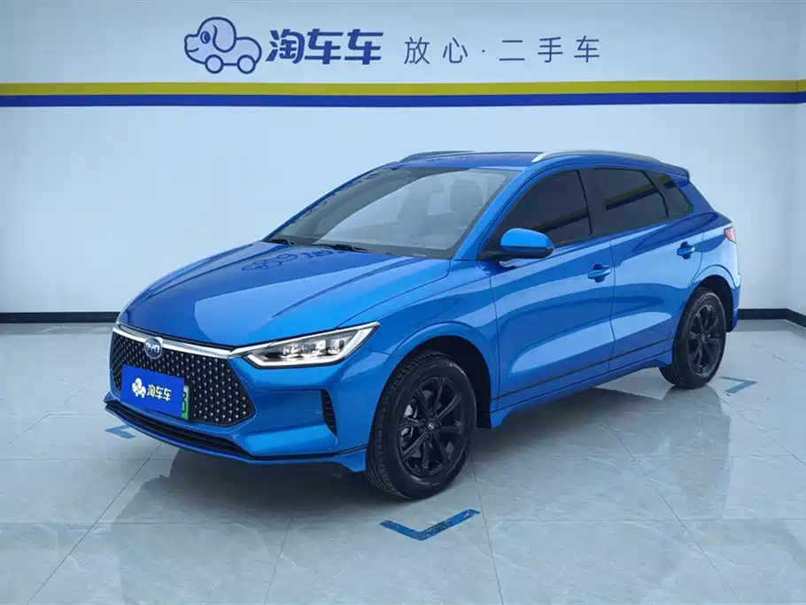 BYD E2