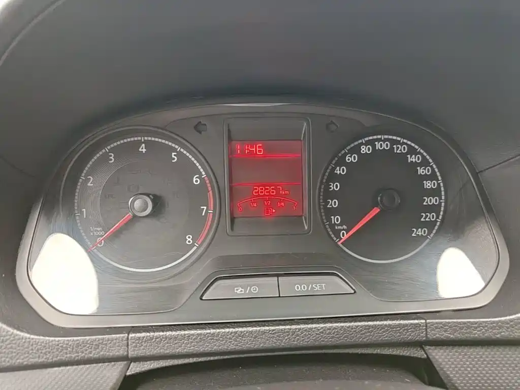 Volkswagen Jetta — миниатюра 12