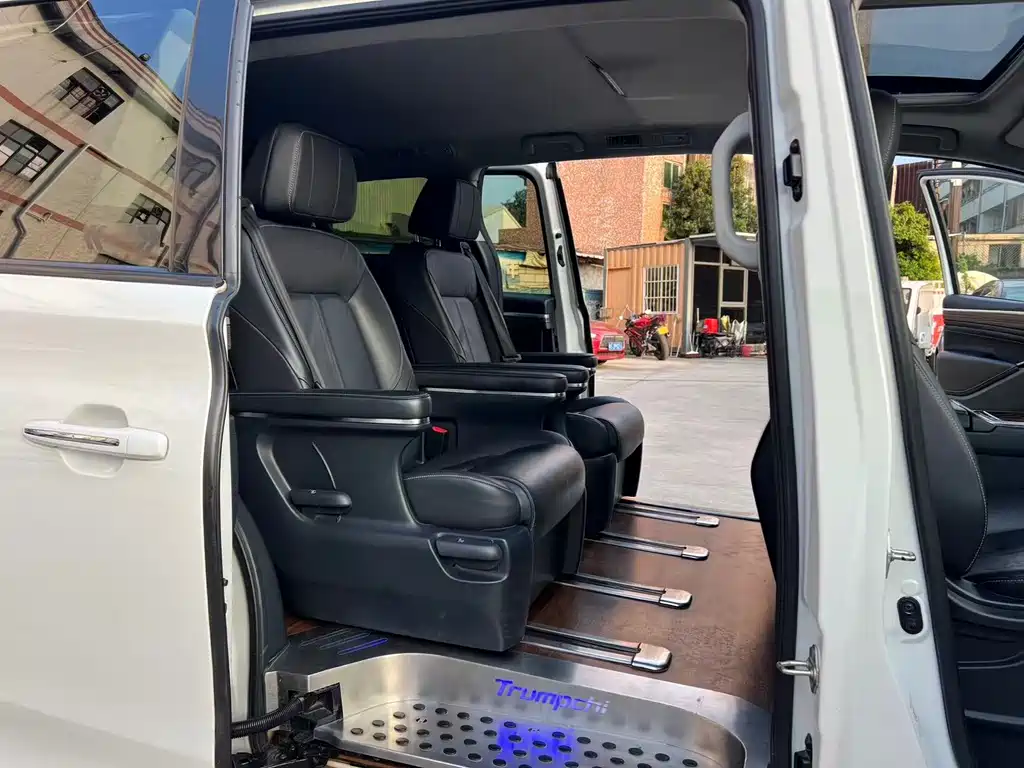 GAC Motor Trumpchi M8 — миниатюра 9
