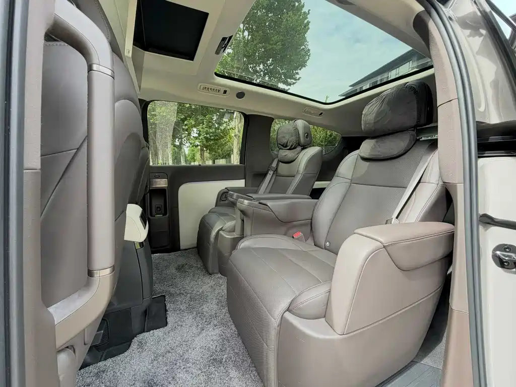 Li Auto Li MEGA — миниатюра 6