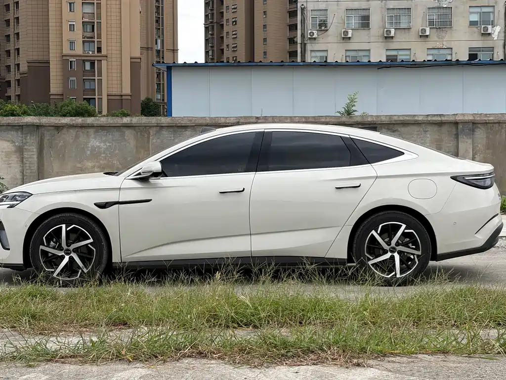 BYD Seal 07 DM-i — миниатюра 7