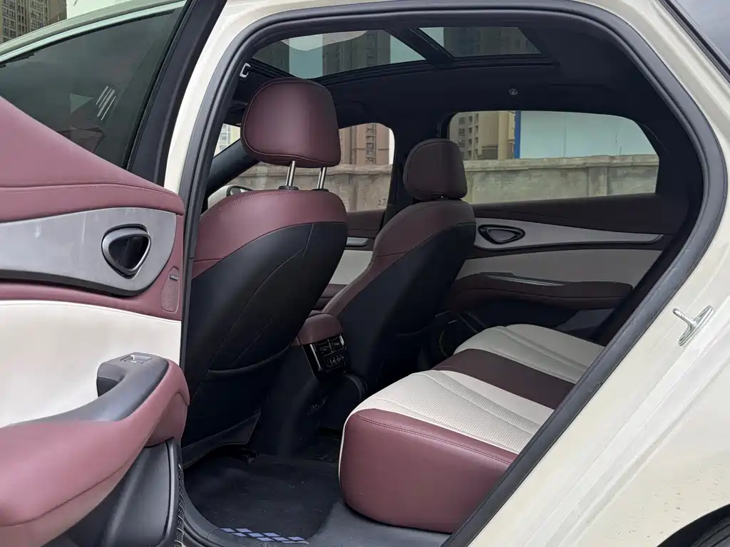BYD Seal 07 DM-i — миниатюра 10