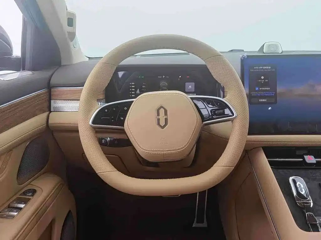 AITO AITO M7 — миниатюра 4