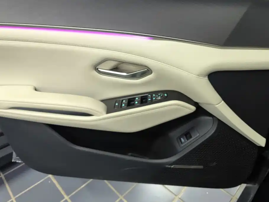 BYD Qin L — миниатюра 7