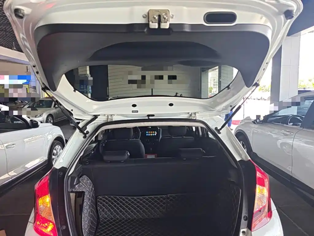 Honda Fit — миниатюра 19