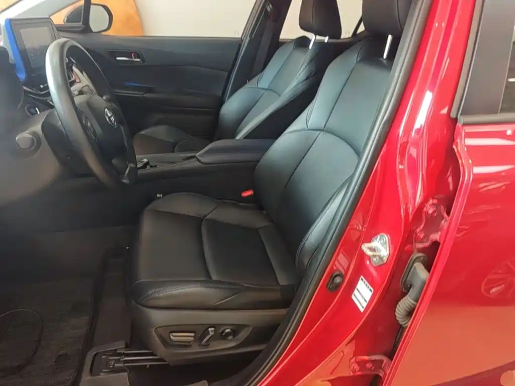 Toyota C-HR — миниатюра 15