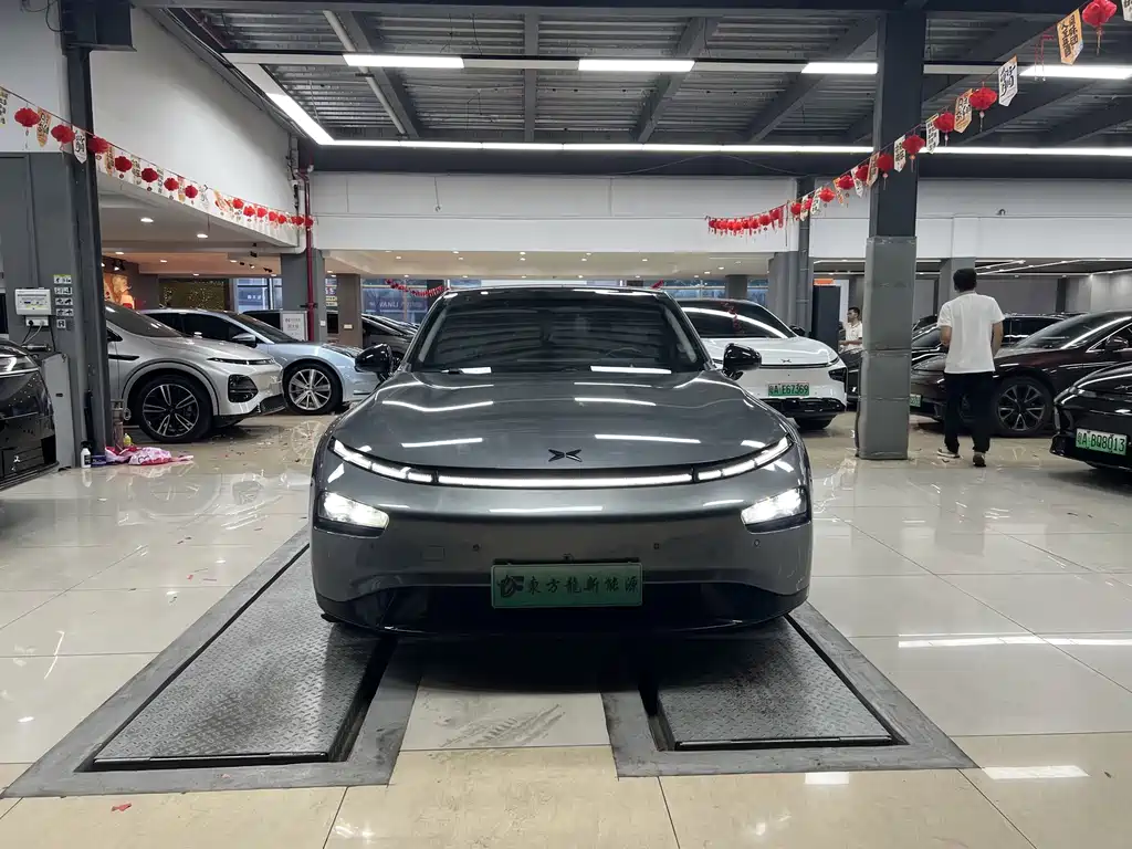 XPeng P7 — миниатюра 2