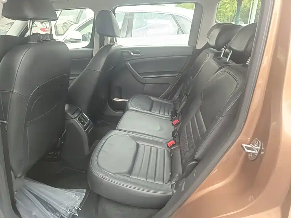 Skoda Yeti — миниатюра 17