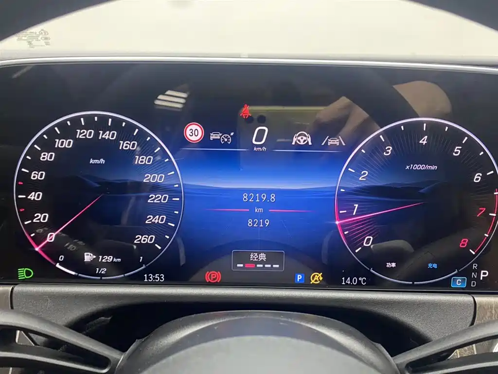 MERCEDES-BENZ E CLASS