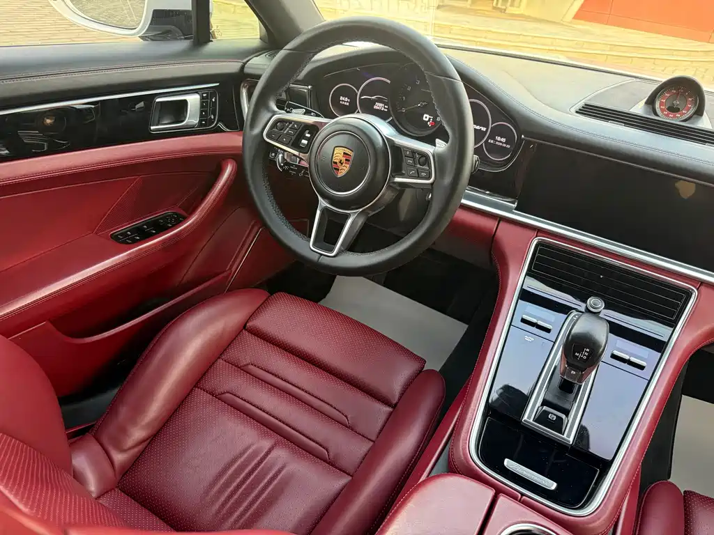 Porsche Panamera — миниатюра 15