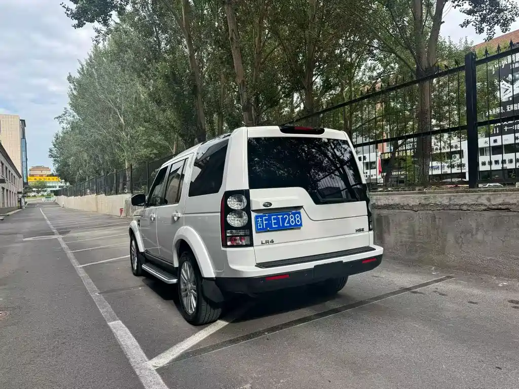 Land Rover Discovery — миниатюра 9