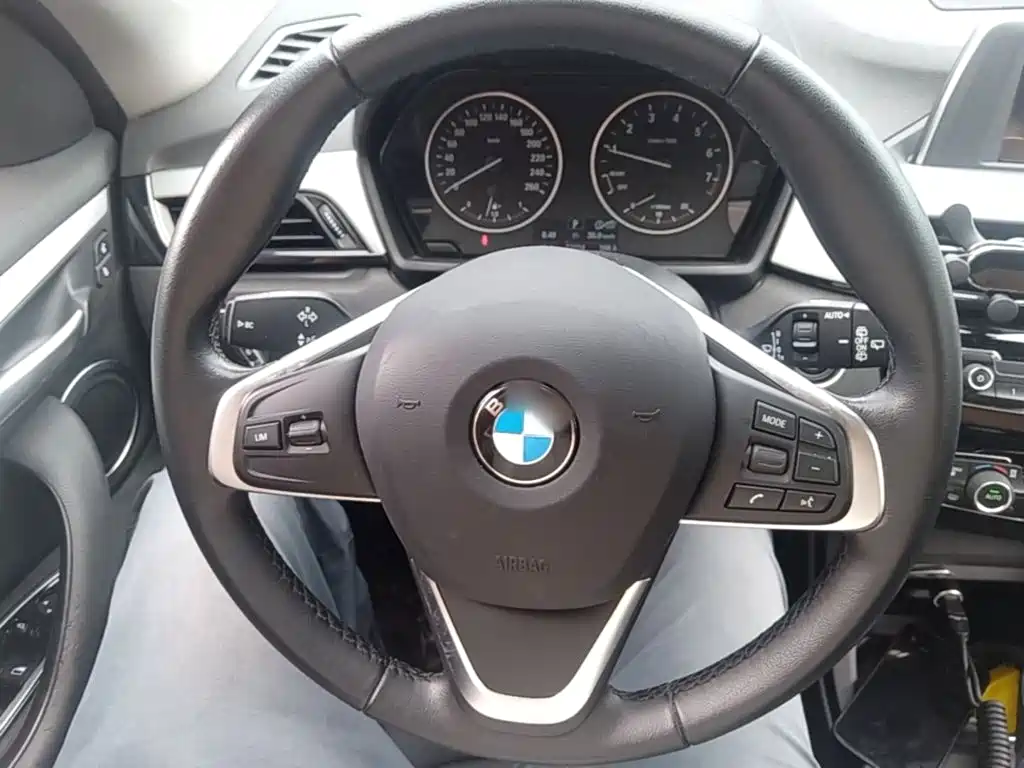 BMW X1 — миниатюра 11