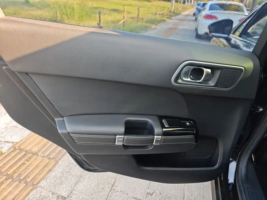 Citroen C6 — миниатюра 14
