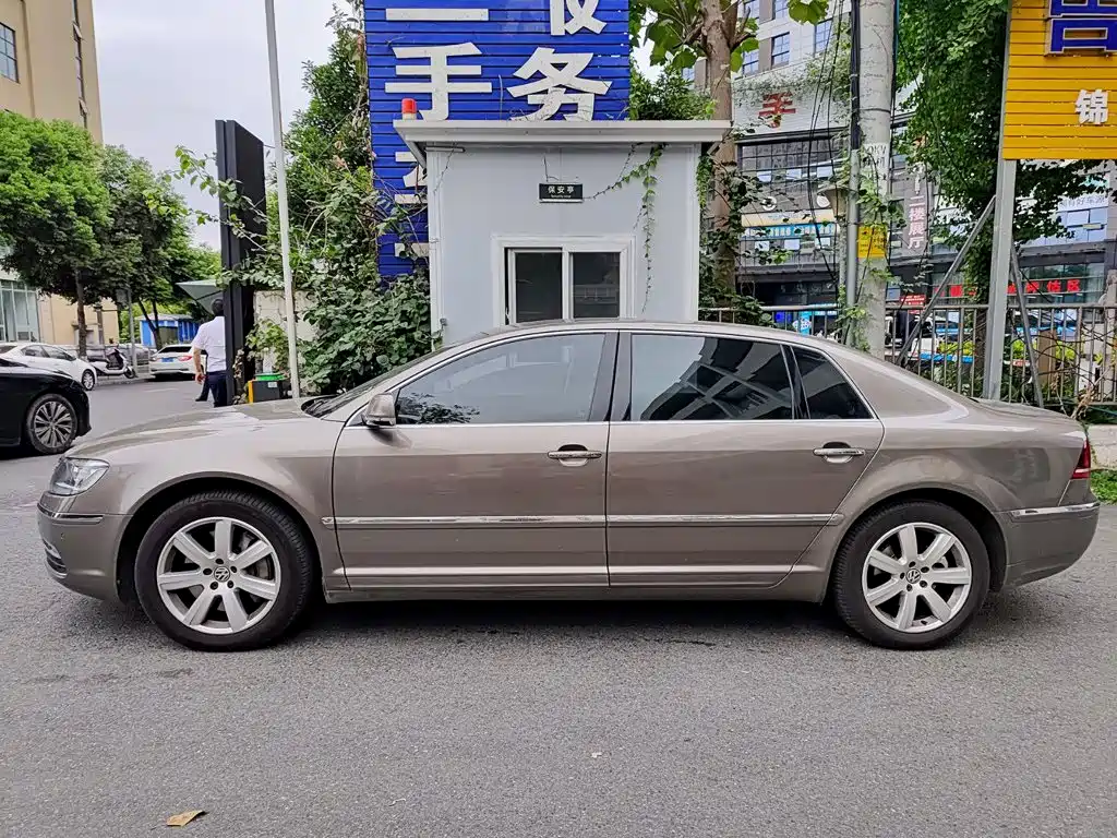 Volkswagen Phaeton — миниатюра 3