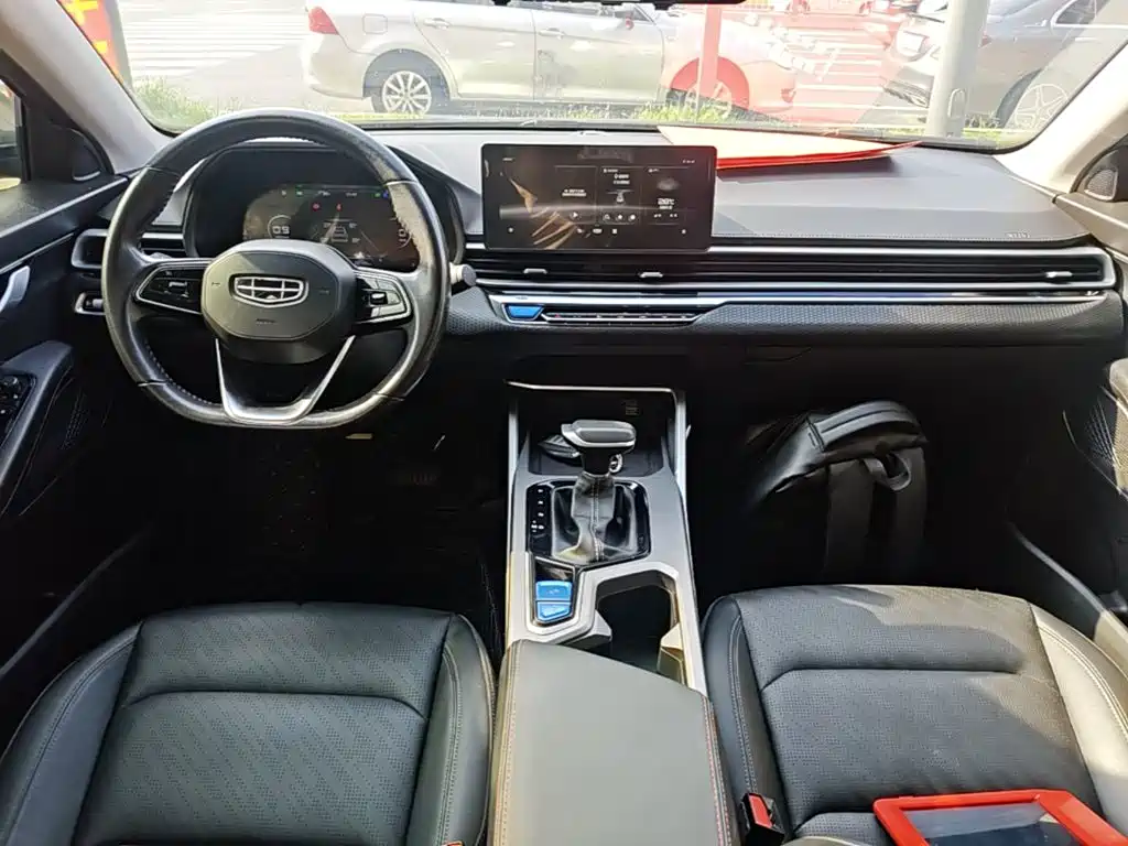 Geely Emgrand — миниатюра 10