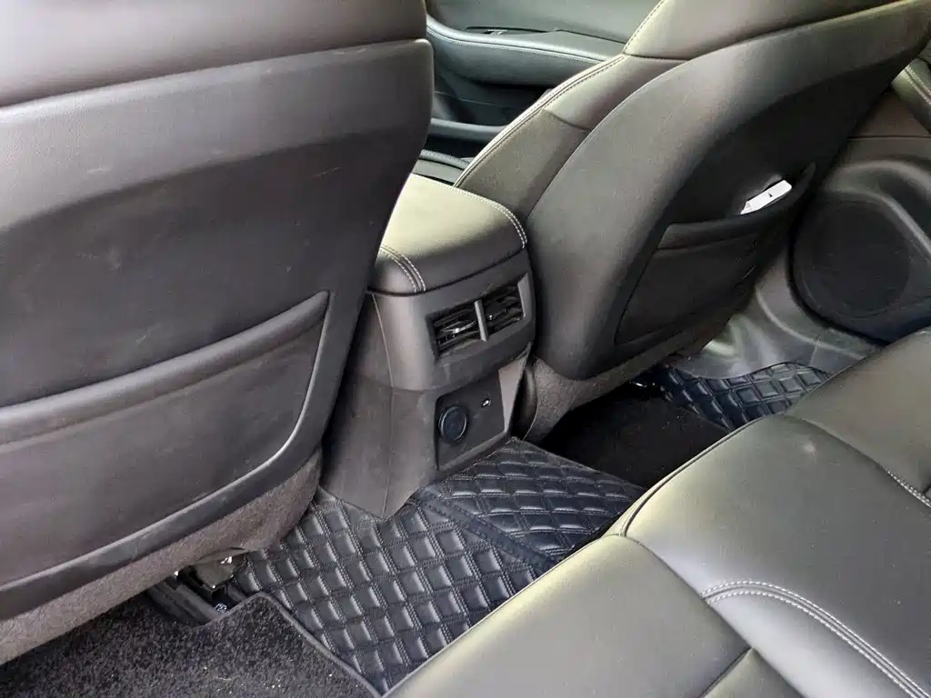 Cadillac CT5 — миниатюра 9
