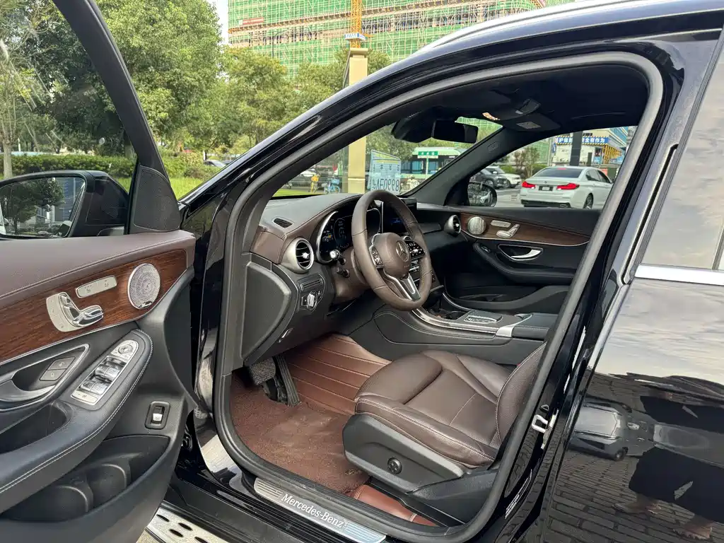 Mercedes-Benz GLC — миниатюра 4