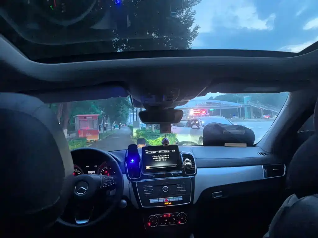Mercedes-Benz GLE Coupe — миниатюра 19