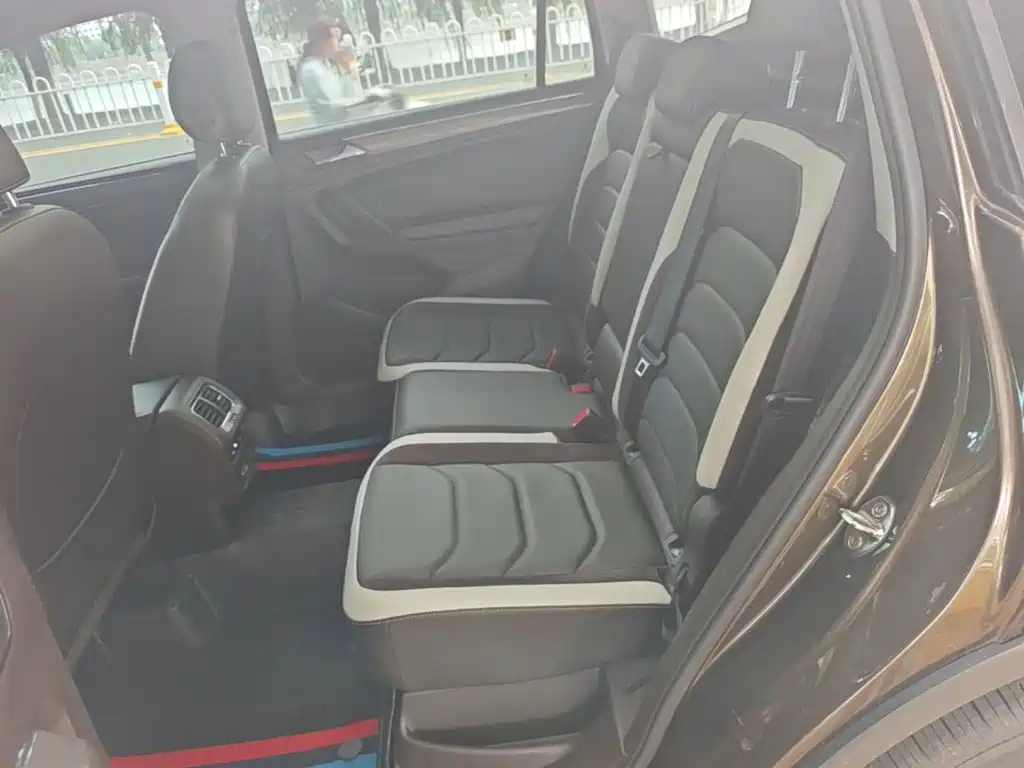 Volkswagen Tiguan L — миниатюра 17