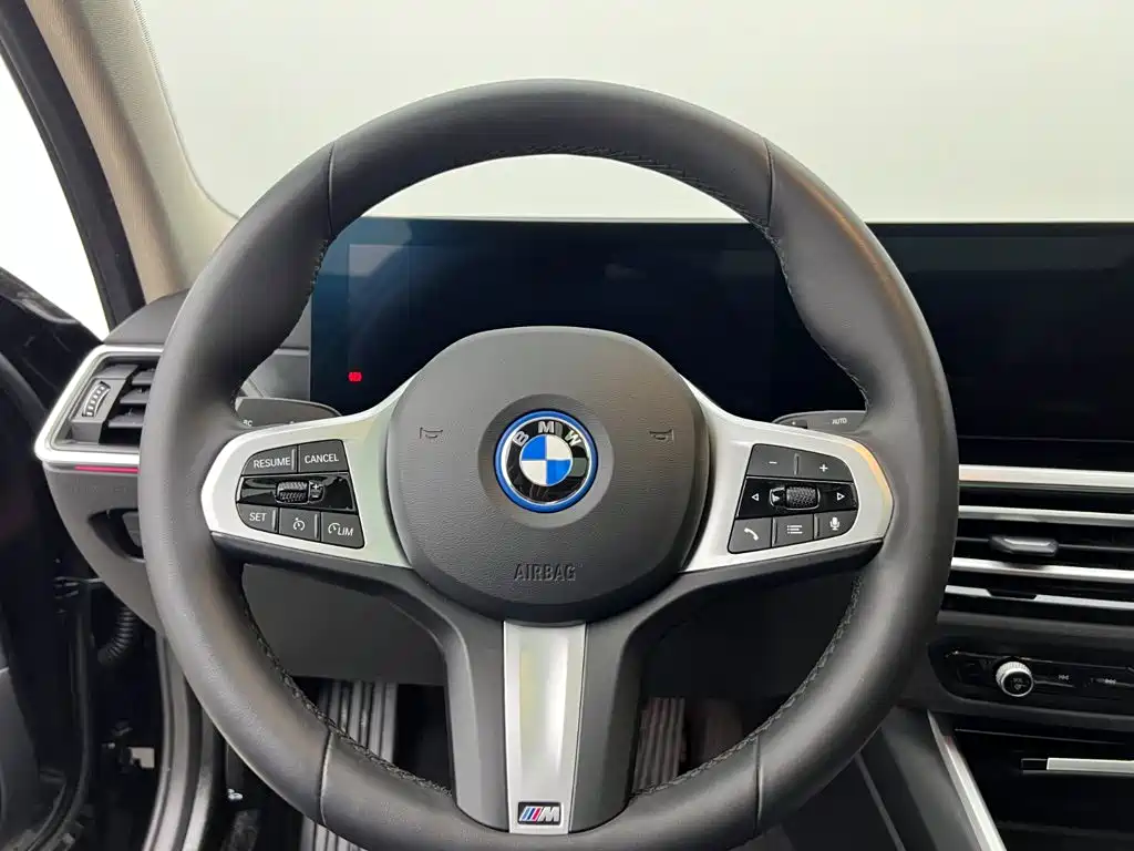 BMW i3 — миниатюра 9