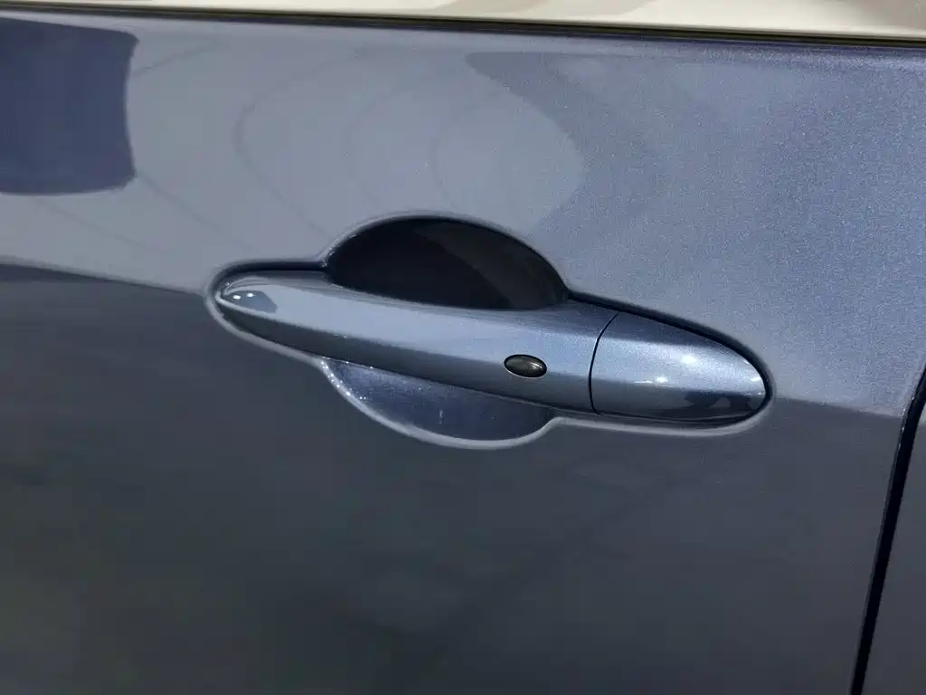 Ford Equator Sport — миниатюра 18