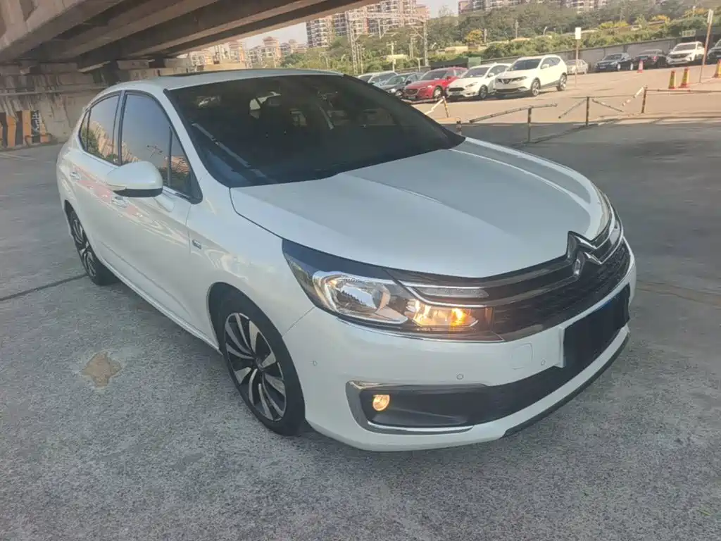 Citroen C4L — миниатюра 4