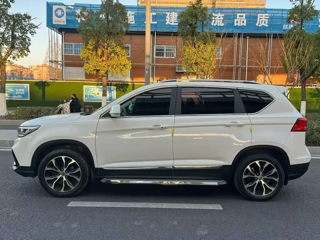 DONGFENG JINGYI X5