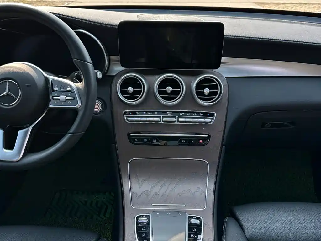 Mercedes-Benz GLC — миниатюра 19