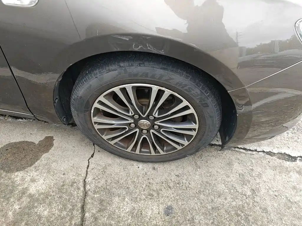 Buick Excelle — миниатюра 12