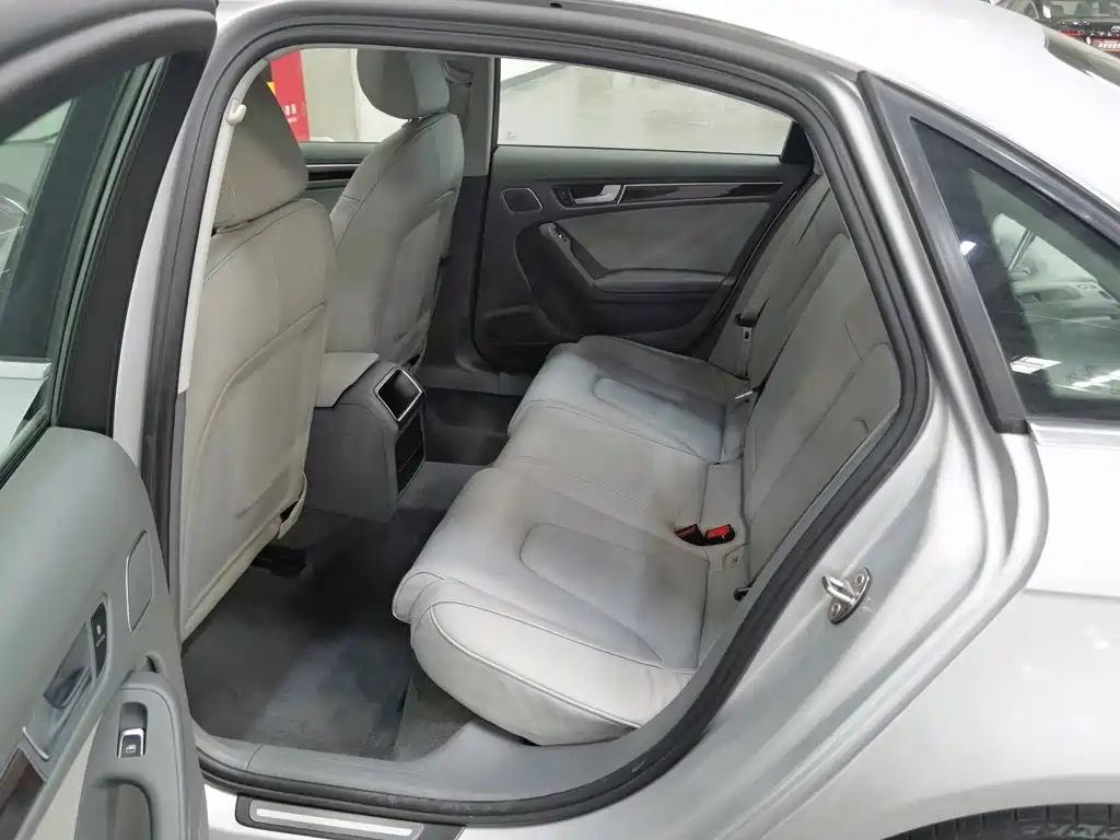 Audi A4L — миниатюра 15