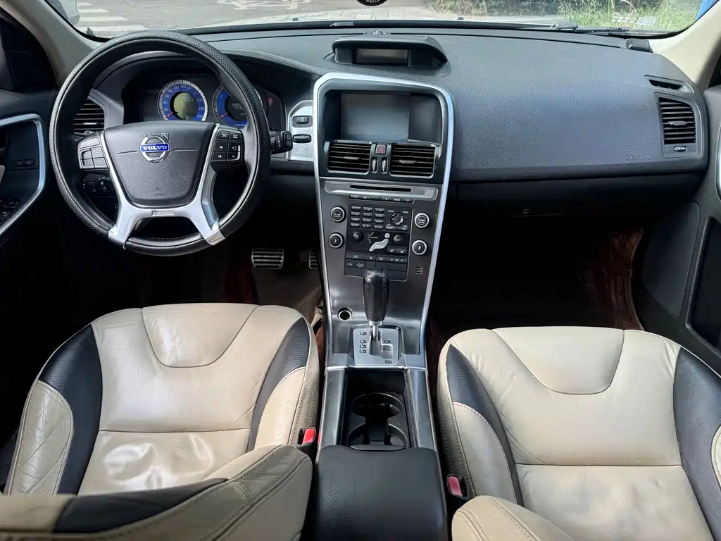 Volvo XC60 (Import) — миниатюра 9