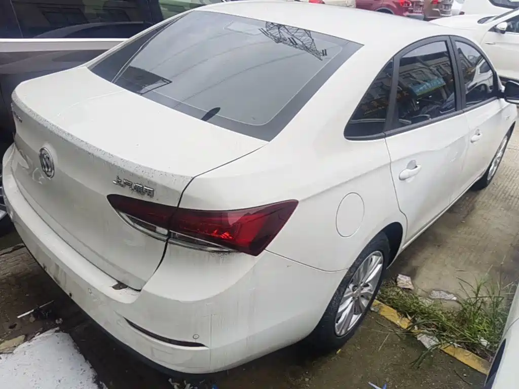 Buick Excelle — миниатюра 7