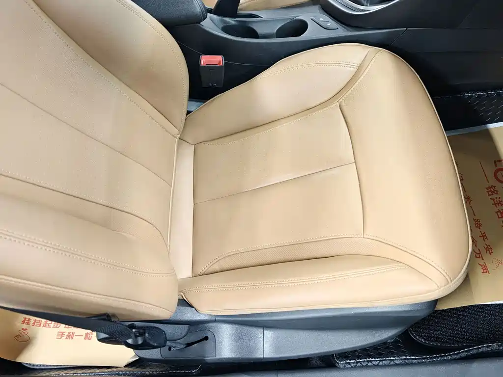 Buick Excelle — миниатюра 12