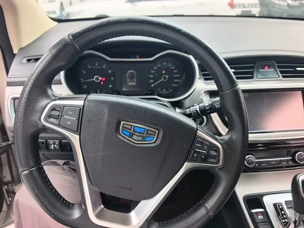 Geely Emgrand GS — миниатюра 11