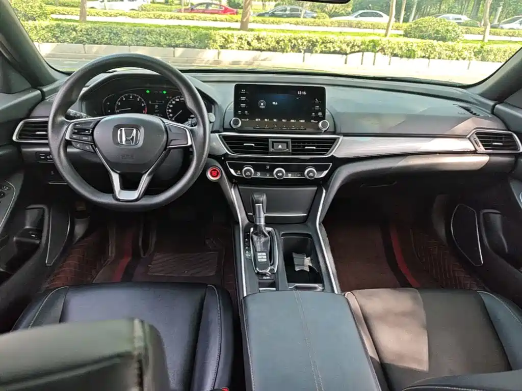 Honda Inspire — миниатюра 10